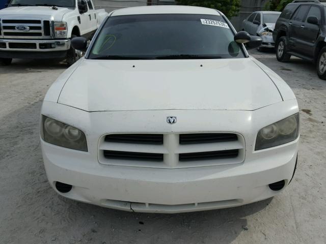 2B3KA43T99H597419 - 2009 DODGE CHARGER WHITE photo 9