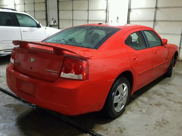 2B3CA3CV2AH210262 - 2010 DODGE CHARGER RED photo 4