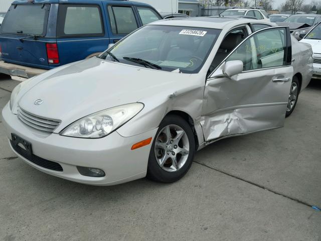 JTHBF30G620010331 - 2002 LEXUS ES 300 BEIGE photo 2