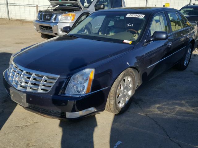 1G6KD57Y56U193210 - 2006 CADILLAC DTS BLUE photo 2