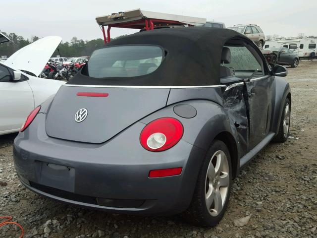 3VWSF31Y46M306764 - 2006 VOLKSWAGEN NEW BEETLE GRAY photo 4