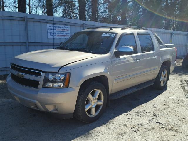 3GNFK12Y27G215759 - 2007 CHEVROLET AVALANCHE GOLD photo 2