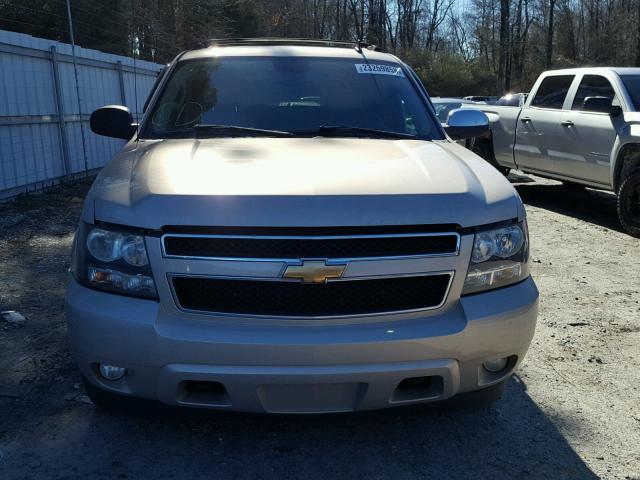 3GNFK12Y27G215759 - 2007 CHEVROLET AVALANCHE GOLD photo 9