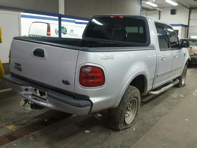 1FTRW08L12KE22564 - 2002 FORD F150 SUPER GRAY photo 4