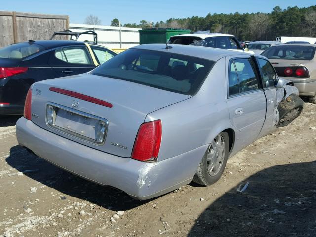 1G6KD57Y65U142264 - 2005 CADILLAC DEVILLE SILVER photo 4