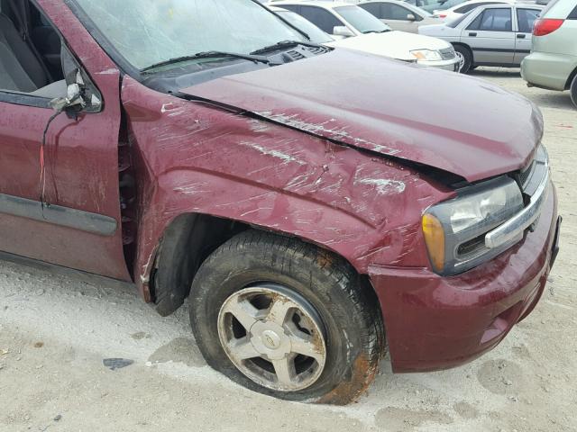 1GNDS13S752129628 - 2005 CHEVROLET TRAILBLAZE MAROON photo 10