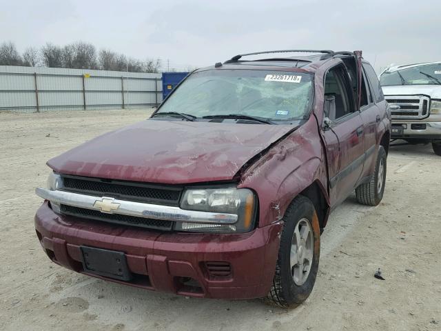 1GNDS13S752129628 - 2005 CHEVROLET TRAILBLAZE MAROON photo 2