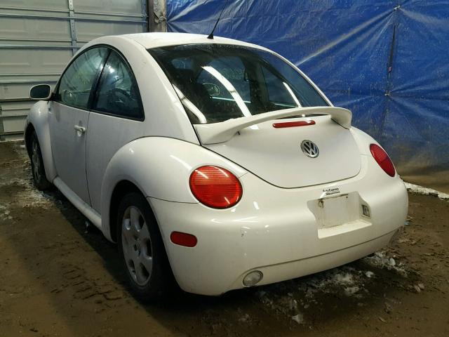 3VWCB21C22M458826 - 2002 VOLKSWAGEN NEW BEETLE WHITE photo 3