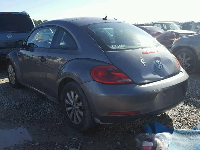 3VWFP7AT4EM624358 - 2014 VOLKSWAGEN BEETLE GRAY photo 3