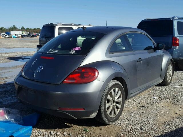 3VWFP7AT4EM624358 - 2014 VOLKSWAGEN BEETLE GRAY photo 4