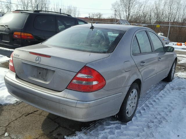 WDBUF65J23A165114 - 2003 MERCEDES-BENZ E 320 SILVER photo 4