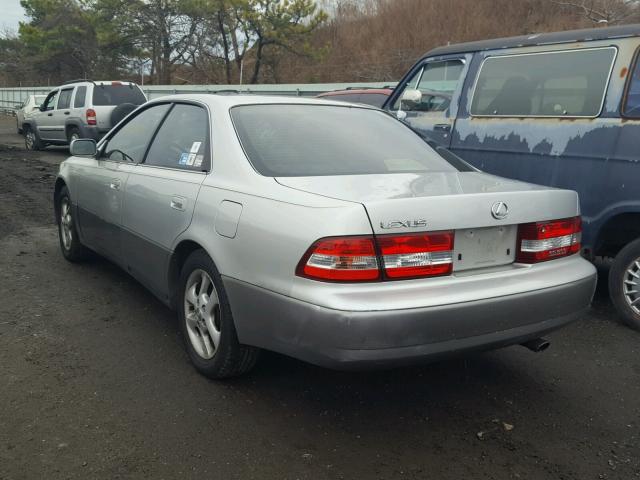 JT8BF28G010328331 - 2001 LEXUS ES 300 GRAY photo 3