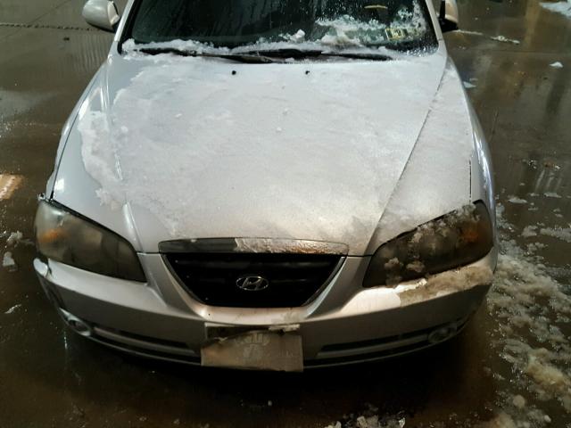 KMHDN46D14U741112 - 2004 HYUNDAI ELANTRA GL SILVER photo 7