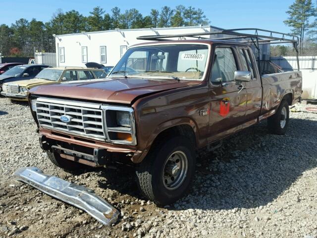 1FTHX2516EKB02877 - 1984 FORD F250 BROWN photo 2