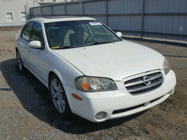 JN1DA31D62T404913 - 2002 NISSAN MAXIMA GLE WHITE photo 1