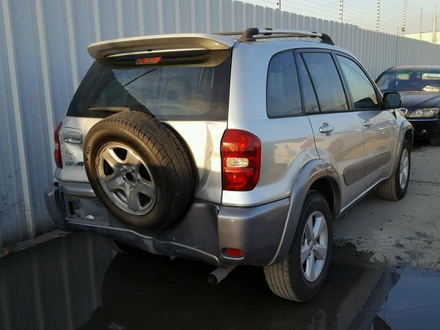 JTEGD20V456002408 - 2005 TOYOTA RAV4 SILVER photo 4