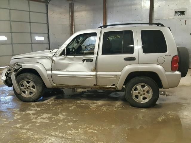 1J8GL58K22W239390 - 2002 JEEP LIBERTY LI SILVER photo 9