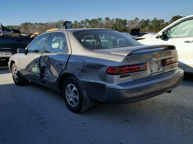 4T1BG22K4XU510994 - 1999 TOYOTA CAMRY CE GRAY photo 3