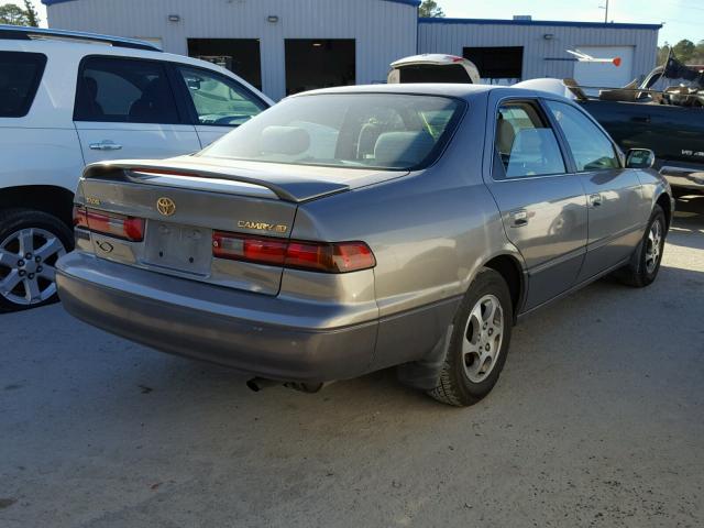 4T1BG22K4XU510994 - 1999 TOYOTA CAMRY CE GRAY photo 4