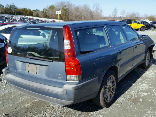 YV1SW59V042447614 - 2004 VOLVO V70 FWD GREEN photo 4