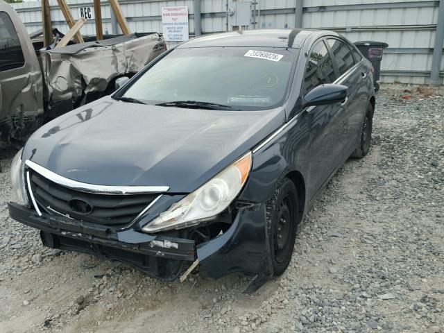 5NPEB4AC0BH157288 - 2011 HYUNDAI SONATA GLS BLUE photo 2