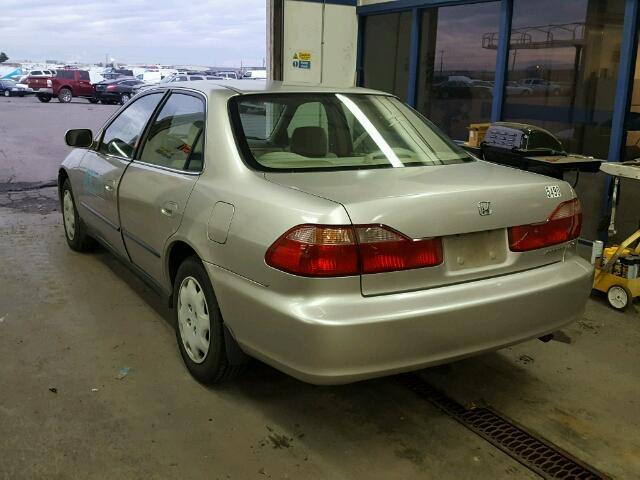 JHMCG5649XC042190 - 1999 HONDA ACCORD LX GRAY photo 3