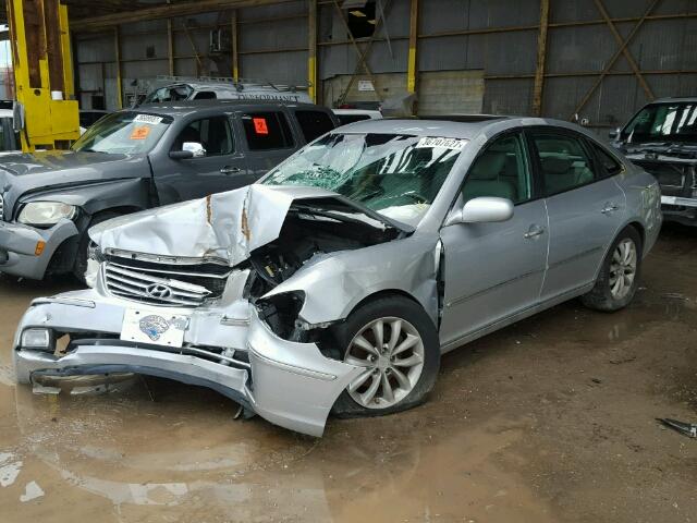 KMHFC46F97A201688 - 2007 HYUNDAI AZERA SE SILVER photo 2