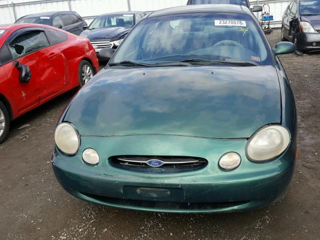 1FAFP53S8XG261013 - 1999 FORD TAURUS SE GREEN photo 9