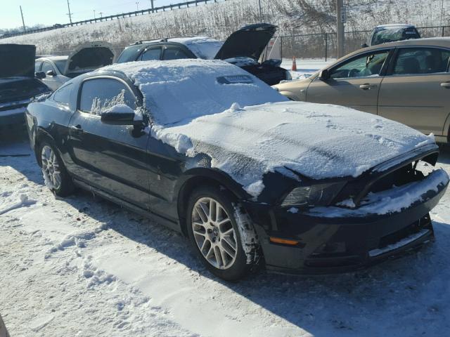 1ZVBP8AM6D5240843 - 2013 FORD MUSTANG BLACK photo 1