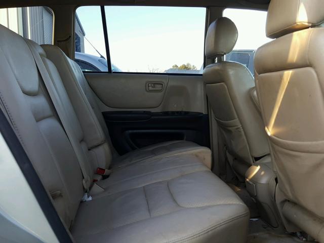 JTEGD21A330057640 - 2003 TOYOTA HIGHLANDER BEIGE photo 6