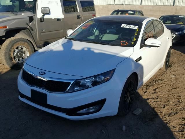 5XXGN4A78DG212975 - 2013 KIA OPTIMA EX WHITE photo 2