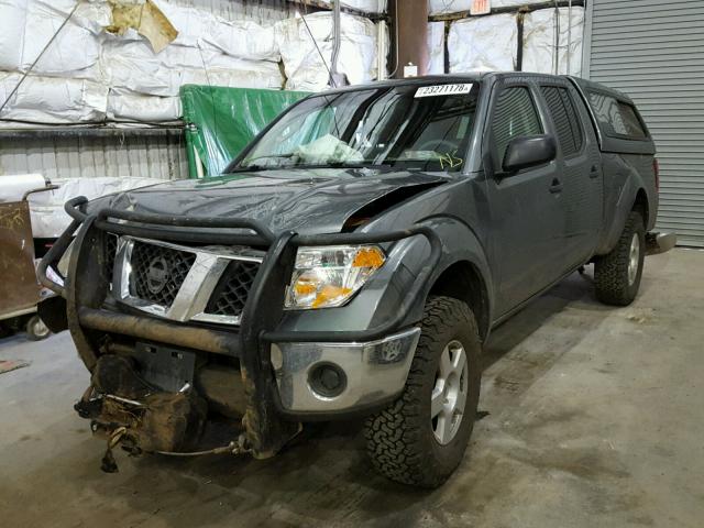 1N6AD09W77C409974 - 2007 NISSAN FRONTIER C GRAY photo 2