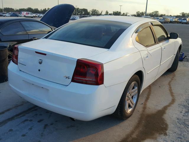 2B3KA53H36H318088 - 2006 DODGE CHARGER R/ WHITE photo 4