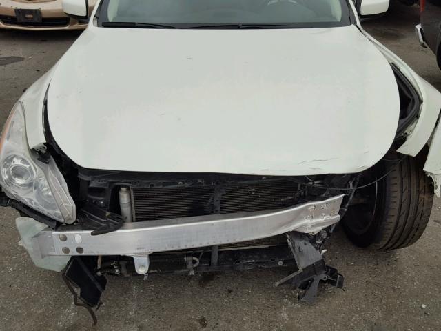 JNKCV64E38M110051 - 2008 INFINITI G37 BASE WHITE photo 7