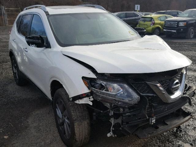 5N1AT2MV8GC768388 - 2016 NISSAN ROGUE S WHITE photo 1