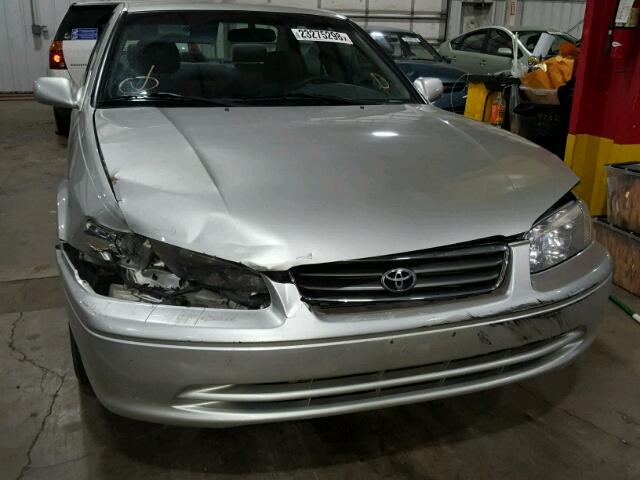 JT2BG22K6Y0461321 - 2000 TOYOTA CAMRY CE BEIGE photo 9