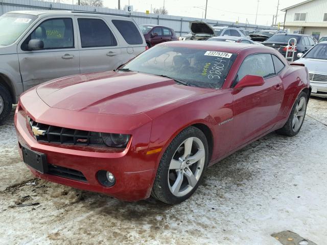 2G1FC1E39D9177077 - 2013 CHEVROLET CAMARO LT BURGUNDY photo 2