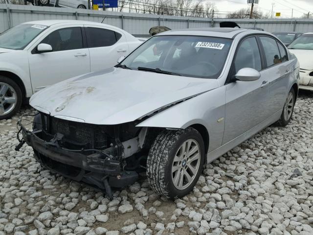 WBAVC935X7KX60084 - 2007 BMW 328 XI SILVER photo 2