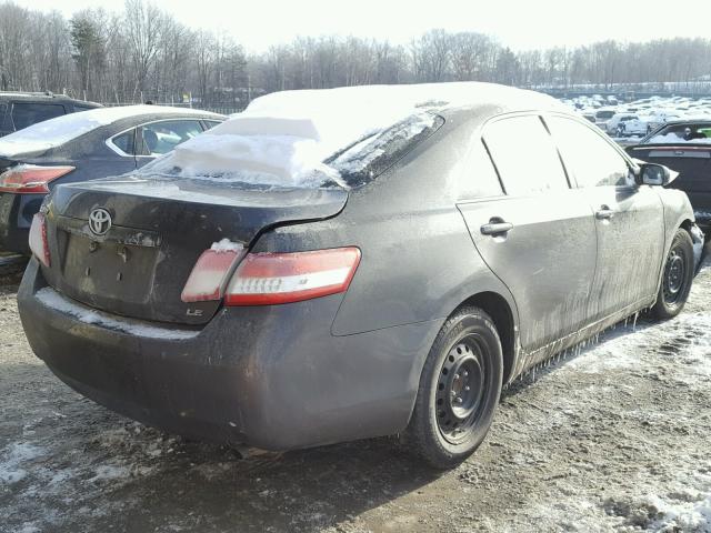 4T1BF3EK5AU107571 - 2010 TOYOTA CAMRY BASE GRAY photo 4