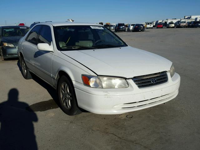 4T1BF22K31U964051 - 2001 TOYOTA CAMRY LE WHITE photo 1