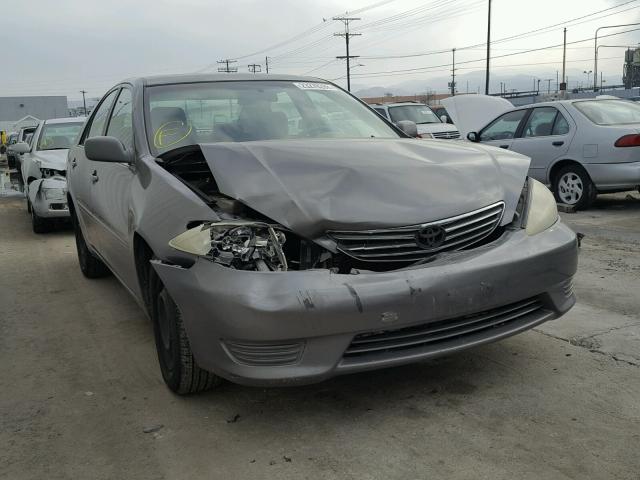 4T1BE32K65U511329 - 2005 TOYOTA CAMRY LE SILVER photo 1