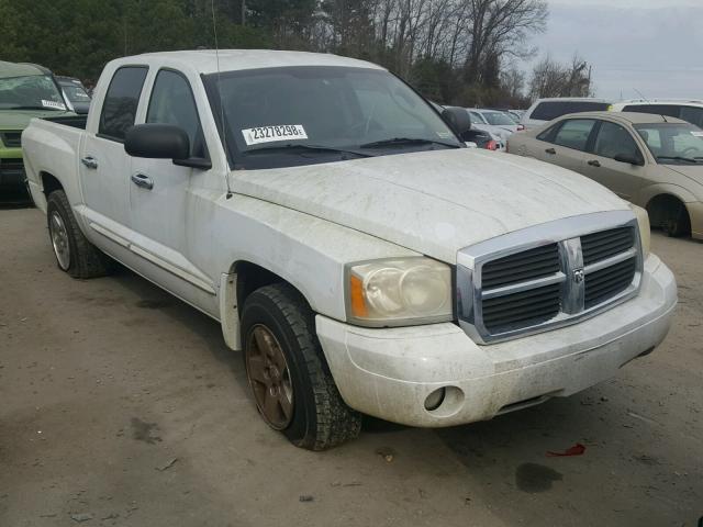 1D7HE58N75S281104 - 2005 DODGE DAKOTA QUA WHITE photo 1