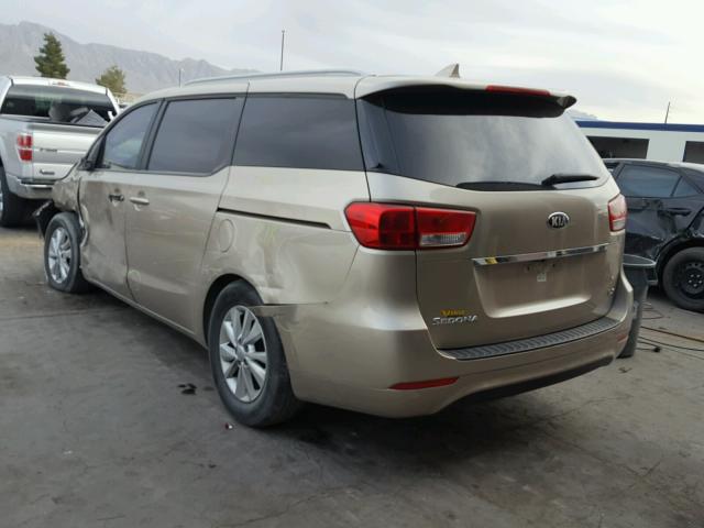 KNDMB5C17F6049988 - 2015 KIA SEDONA LX TAN photo 3