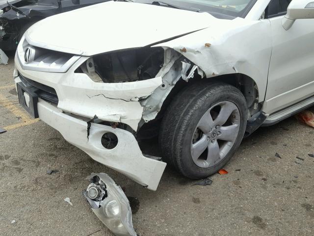 5J8TB18228A012810 - 2008 ACURA RDX WHITE photo 9