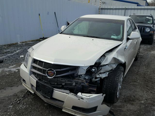 1G6DC5EYXB0153740 - 2011 CADILLAC CTS WHITE photo 2