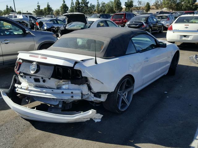 1ZVBP8FF3E5281295 - 2014 FORD MUSTANG GT WHITE photo 4