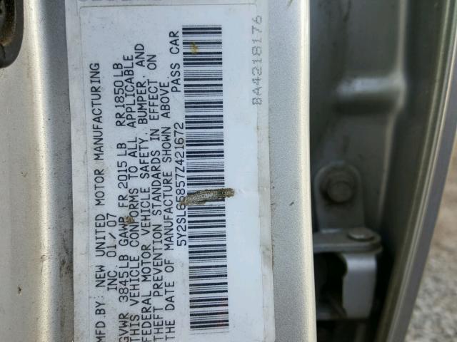 5Y2SL65857Z421672 - 2007 PONTIAC VIBE SILVER photo 10