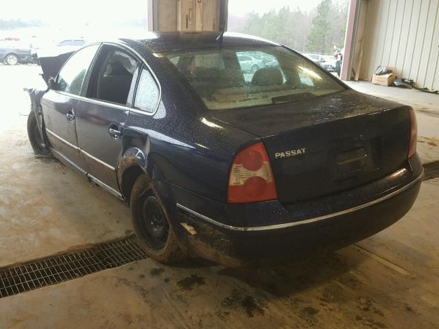 WVWPD63B72P359763 - 2002 VOLKSWAGEN PASSAT GLS BLUE photo 3