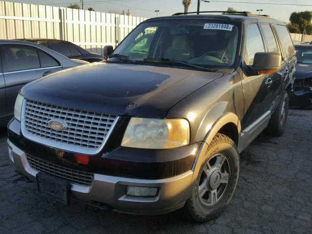 1FMFU18L94LA69823 - 2004 FORD EXPEDITION BLACK photo 2