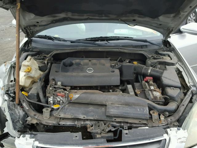 1N4AL11D12C261390 - 2002 NISSAN ALTIMA BAS SILVER photo 7